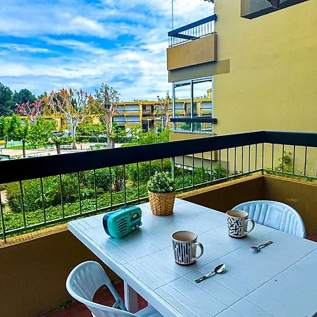 Renove Avec Parking - 6 Pers. Διαμέρισμα